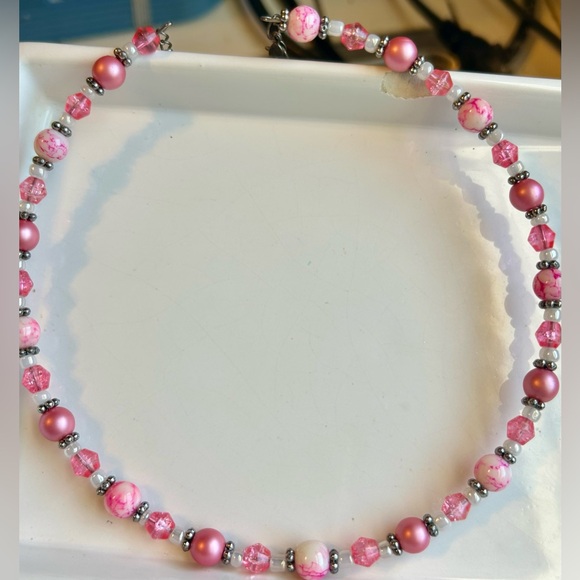Vintage Pink Beaded Choker Necklace Faux Pearl Glass - Picture 9 of 9